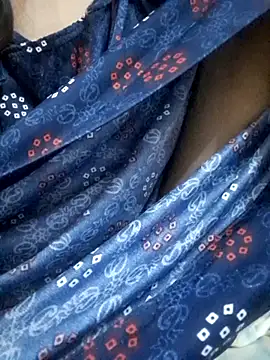 Hoty 132 online show from 01-15-26, 01:42