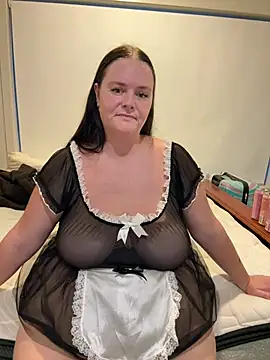 Snapshot of carinabro10 chatting on 02-05-26, 08:43 carinabro10 online show from 02-05-26, 08:43