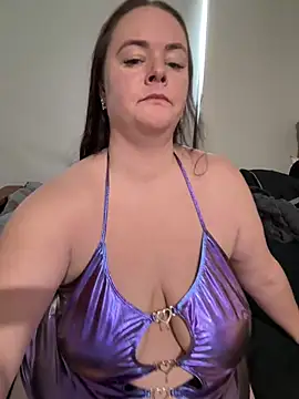 carinabro10 online show from 07-26-26, 01:45