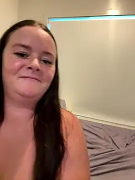 carinabro10 online show from 01-12-26, 05:36