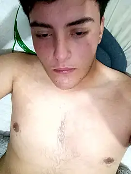 Rodrigoelfavo online show from 01-12-26, 01:01