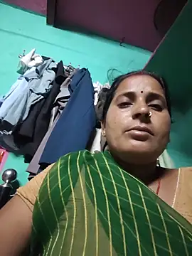 Snapshot of Reena_lodha chatting on 05-23-26, 07:46 Reena lodha online show from 05-23-26, 07:46