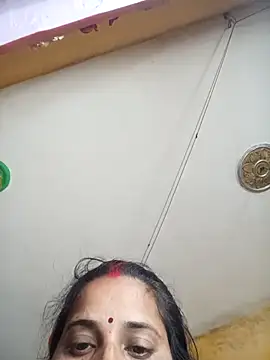 Snapshot of Reena_lodha chatting on 02-04-26, 05:30 Reena lodha online show from 02-04-26, 05:30