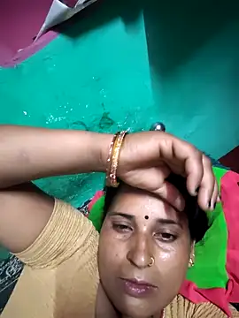 Snapshot of Reena_lodha chatting on 05-11-26, 02:56 Reena lodha online show from 05-11-26, 02:56