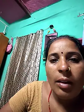 Snapshot of Reena_lodha chatting on 05-09-26, 10:46 Reena lodha online show from 05-09-26, 10:46