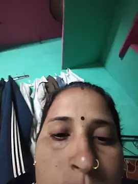 Snapshot of Reena_lodha chatting on 06-04-26, 07:46 Reena lodha online show from 06-04-26, 07:46
