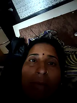 Snapshot of Reena_lodha chatting on 02-13-26, 04:18 Reena lodha online show from 02-13-26, 04:18