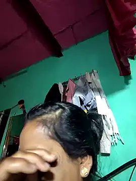 Snapshot of Reena_lodha chatting on 02-27-26, 06:41 Reena lodha online show from 02-27-26, 06:41