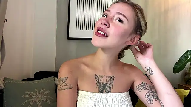 MartinaDeoliveira online show from 02-01-26, 05:06