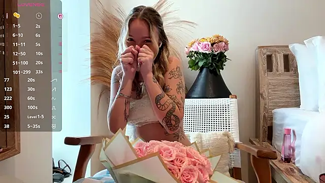 MartinaDeoliveira online show from 03-08-26, 05:11