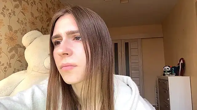 ElsieKuhlmann online show from 03-18-26, 02:08