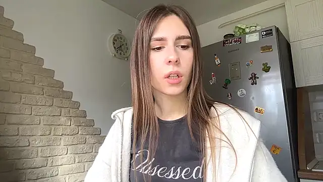 ElsieKuhlmann online show from 04-07-26, 02:08