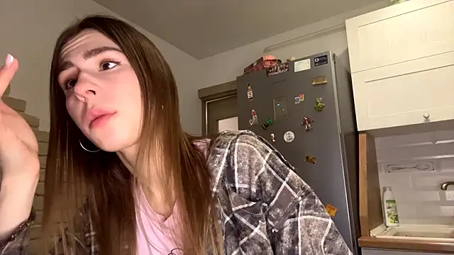 ElsieKuhlmann online show from 02-08-26, 05:05