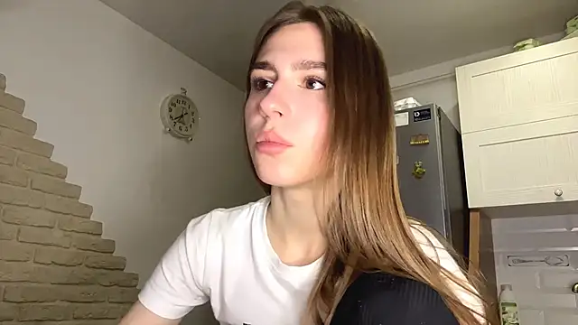 ElsieKuhlmann online show from 02-26-26, 05:07