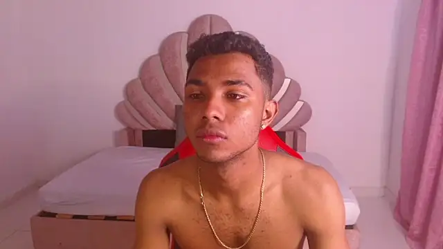 Enzo fox77 online show from 01-12-26, 11:39