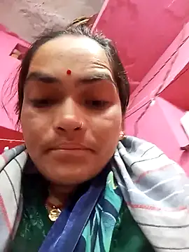 Snapshot of Sonam15884 chatting on 02-19-26, 08:50 Sonam15884 online show from 02-19-26, 08:50