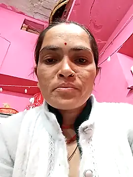 Snapshot of Sonam15884 chatting on 02-05-26, 02:13 Sonam15884 online show from 02-05-26, 02:13