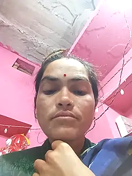 Snapshot of Sonam15884 chatting on 02-15-26, 09:58 Sonam15884 online show from 02-15-26, 09:58