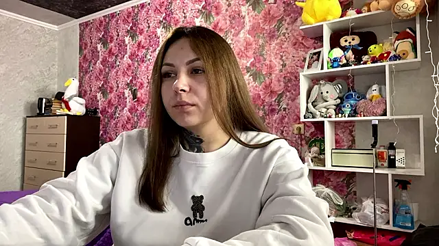 TraciBallena online show from 02-24-26, 07:09