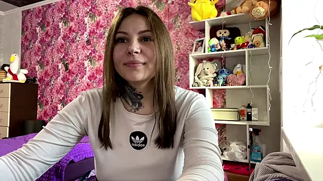 TraciBallena online show from 02-20-26, 06:26