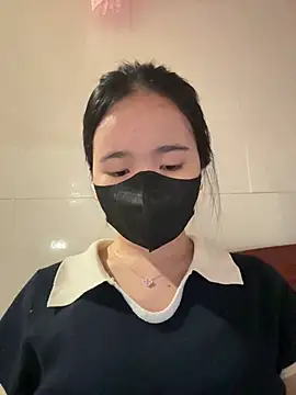 Gwen879 online show from 03-24-26, 12:54