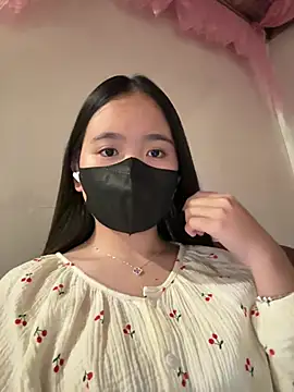 Gwen879 online show from 02-04-26, 01:28