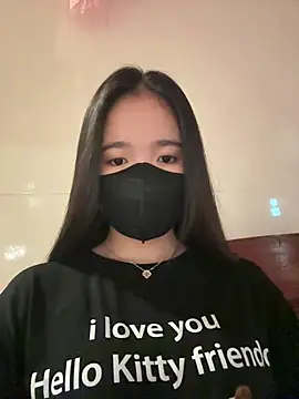 Gwen879 online show from 04-08-26, 01:07