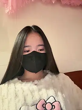 Gwen879 online show from 03-12-26, 11:09