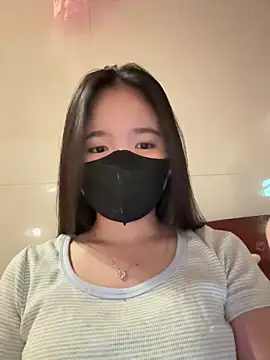 Gwen879 online show from 04-09-26, 02:02