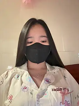 Gwen879 online show from 03-27-26, 12:08