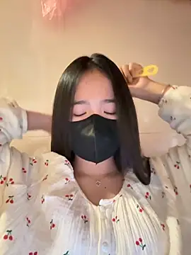 Gwen879 online show from 03-10-26, 02:15