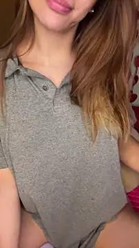 Snapshot of Nare-25 chatting on 02-15-26, 09:30 Nare-25 online show from 02-15-26, 09:30