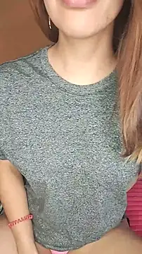 Snapshot of Nare-25 chatting on 02-07-26, 08:33 Nare-25 online show from 02-07-26, 08:33