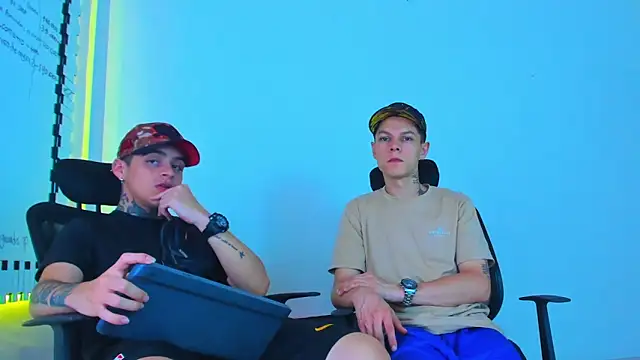 Thomas-Wil online show from 02-08-26, 03:37