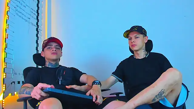 Thomas-Wil online show from 02-09-26, 03:59