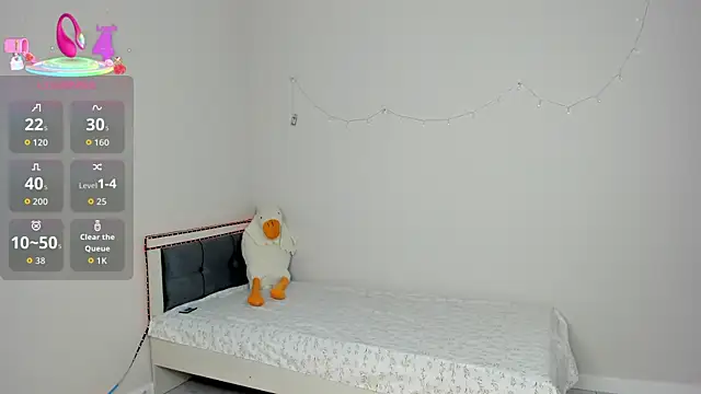 elina syui online show from 02-11-26, 05:46