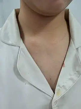 Snapshot of Single-momm22 chatting on 01-15-26, 01:47 Single-momm22 online show from 01-15-26, 01:47