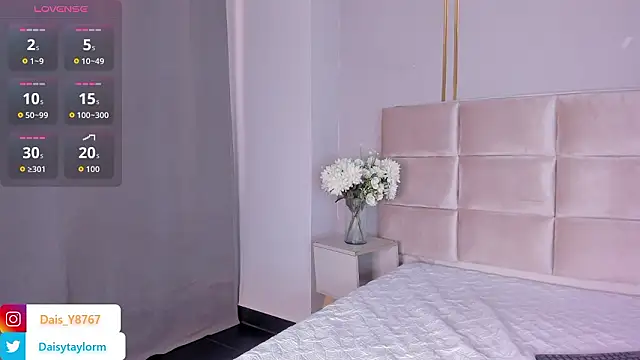 DaisyTaylor   online show from 03-07-26, 12:54