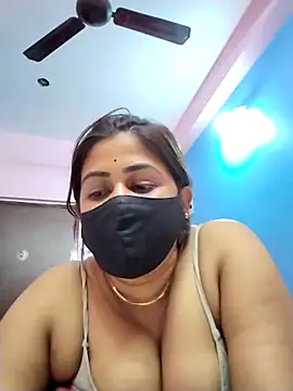 pinkihot23 online show from 03-12-26, 06:45