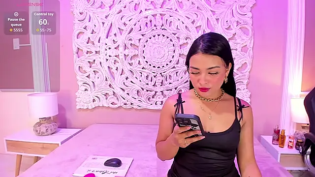 KeisyCamer online show from 02-06-26, 04:19