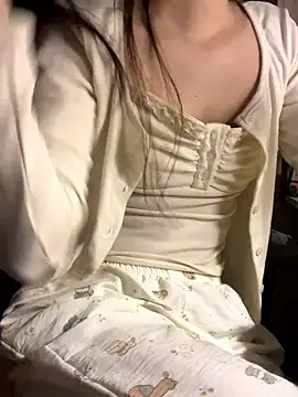 Snapshot of Linaa_sexxy chatting on 01-09-26, 05:09 Linaa sexxy online show from 01-09-26, 05:09