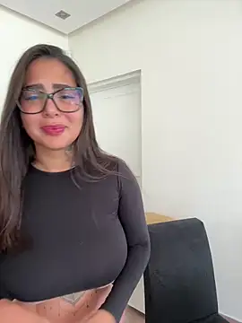 Snapshot of maferalvarexxx chatting on 05-17-26, 03:01 maferalvarexxx online show from 05-17-26, 03:01