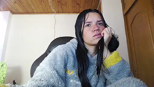 Shanel Lozano online show from 04-15-26, 06:01