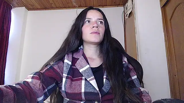 Snapshot of Shanel_Lozano chatting on 05-08-26, 08:12 Shanel Lozano online show from 05-08-26, 08:12
