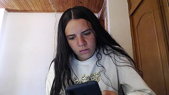 Snapshot of Shanel_Lozano chatting on 04-24-26, 06:10 Shanel Lozano online show from 04-24-26, 06:10