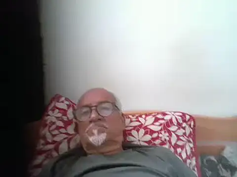 Snapshot of Patyman chatting on 04-18-26, 07:51 Patyman online show from 04-18-26, 07:51