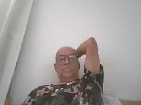 Snapshot of Patyman chatting on 03-23-26, 03:23 Patyman online show from 03-23-26, 03:23