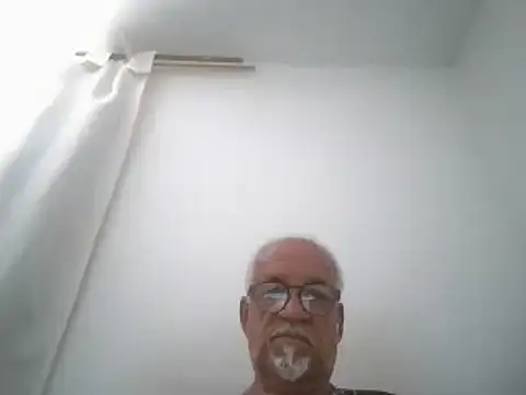 Snapshot of Patyman chatting on 04-20-26, 03:02 Patyman online show from 04-20-26, 03:02