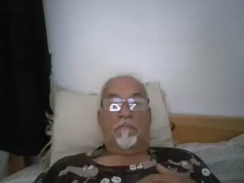 Snapshot of Patyman chatting on 06-17-26, 02:27 Patyman online show from 06-17-26, 02:27