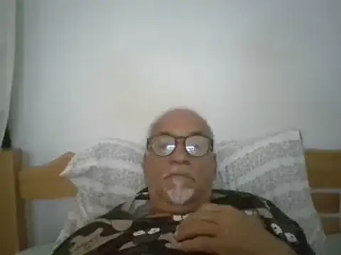 Snapshot of Patyman chatting on 04-14-26, 02:44 Patyman online show from 04-14-26, 02:44